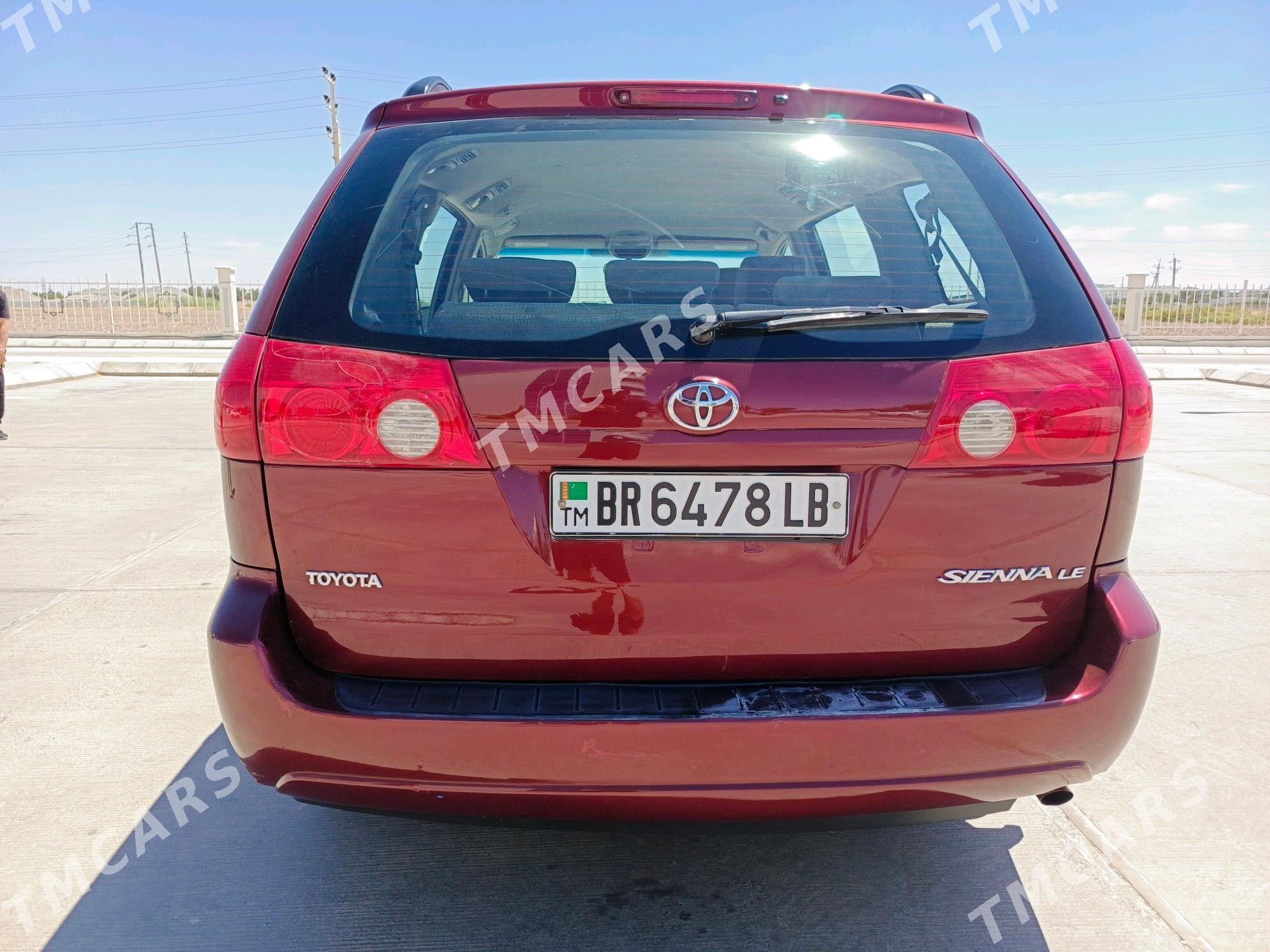 Toyota Sienna 2008 - 210 000 TMT - Дянев - img 3