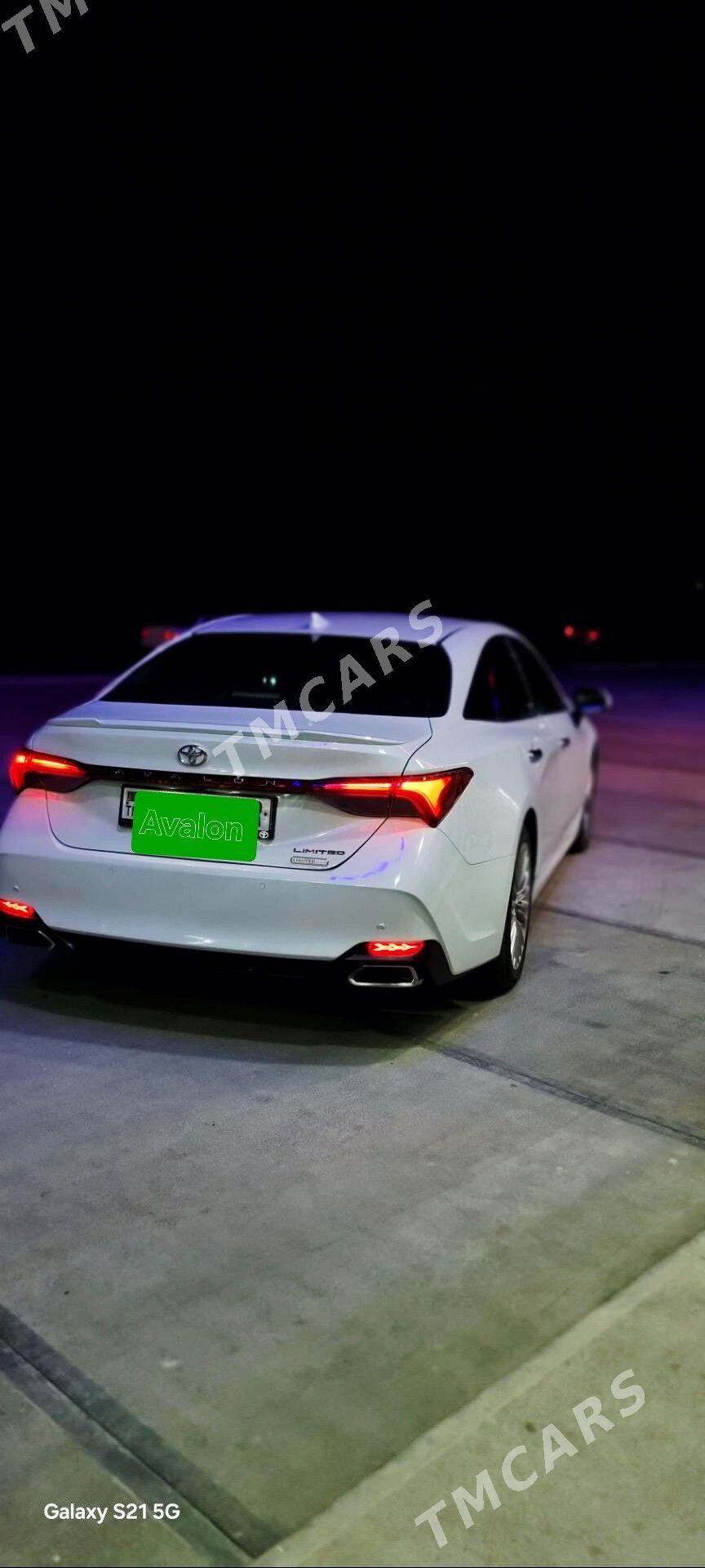 Toyota Avalon 2019 - 380 000 TMT - Байрамали - img 4