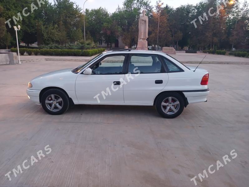 Opel Astra 1994 - 39 000 TMT - Махтумкули - img 3