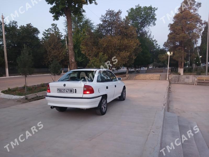 Opel Astra 1994 - 39 000 TMT - Махтумкули - img 2