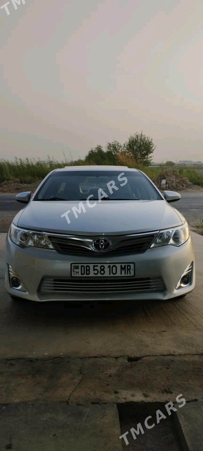 Toyota Camry 2012 - 200 000 TMT - Мары - img 3