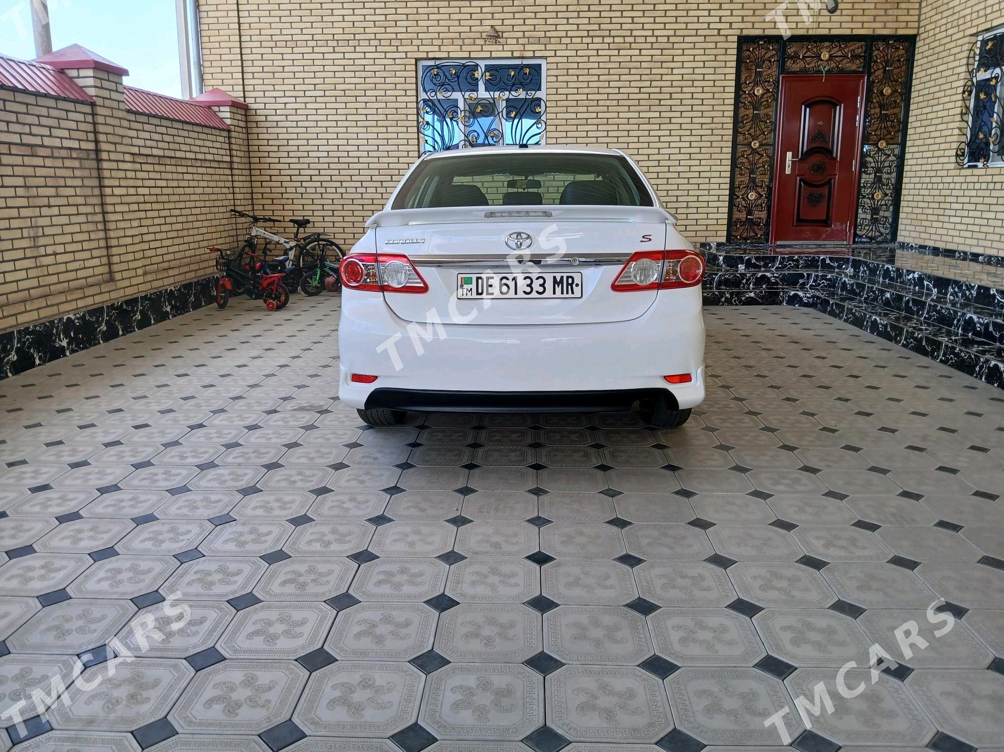 Toyota Corolla 2012 - 170 000 TMT - Мары - img 5