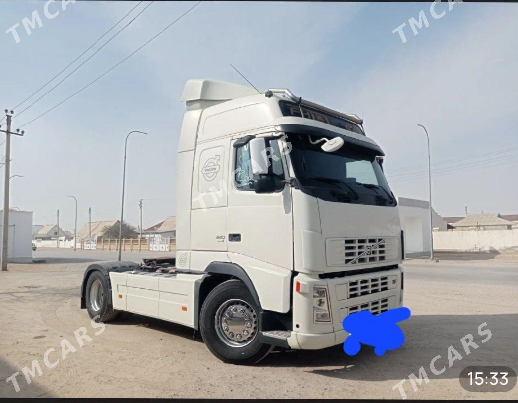 Volvo EURO 4 2008 - 720 000 TMT - Balkanabat - img 3