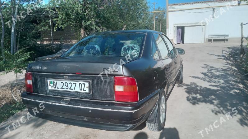 Opel Vectra 1992 - 25 000 TMT - Дашогуз - img 3