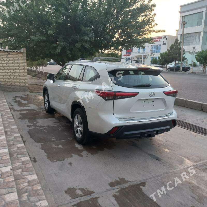 Toyota Highlander 2022 - 595 000 TMT - Мары - img 10