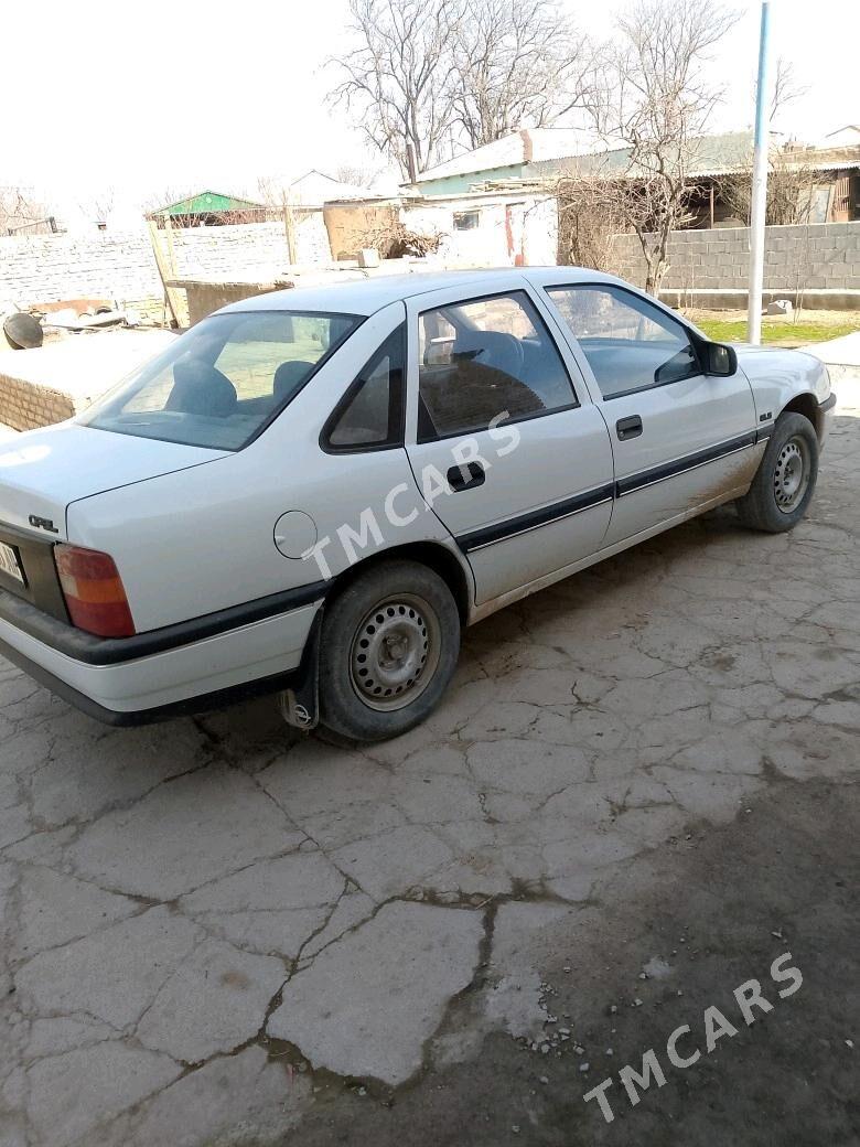 Opel Vectra 1990 - 32 000 TMT - Кака - img 7