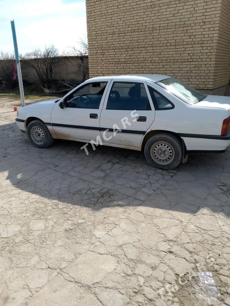 Opel Vectra 1990 - 32 000 TMT - Кака - img 2