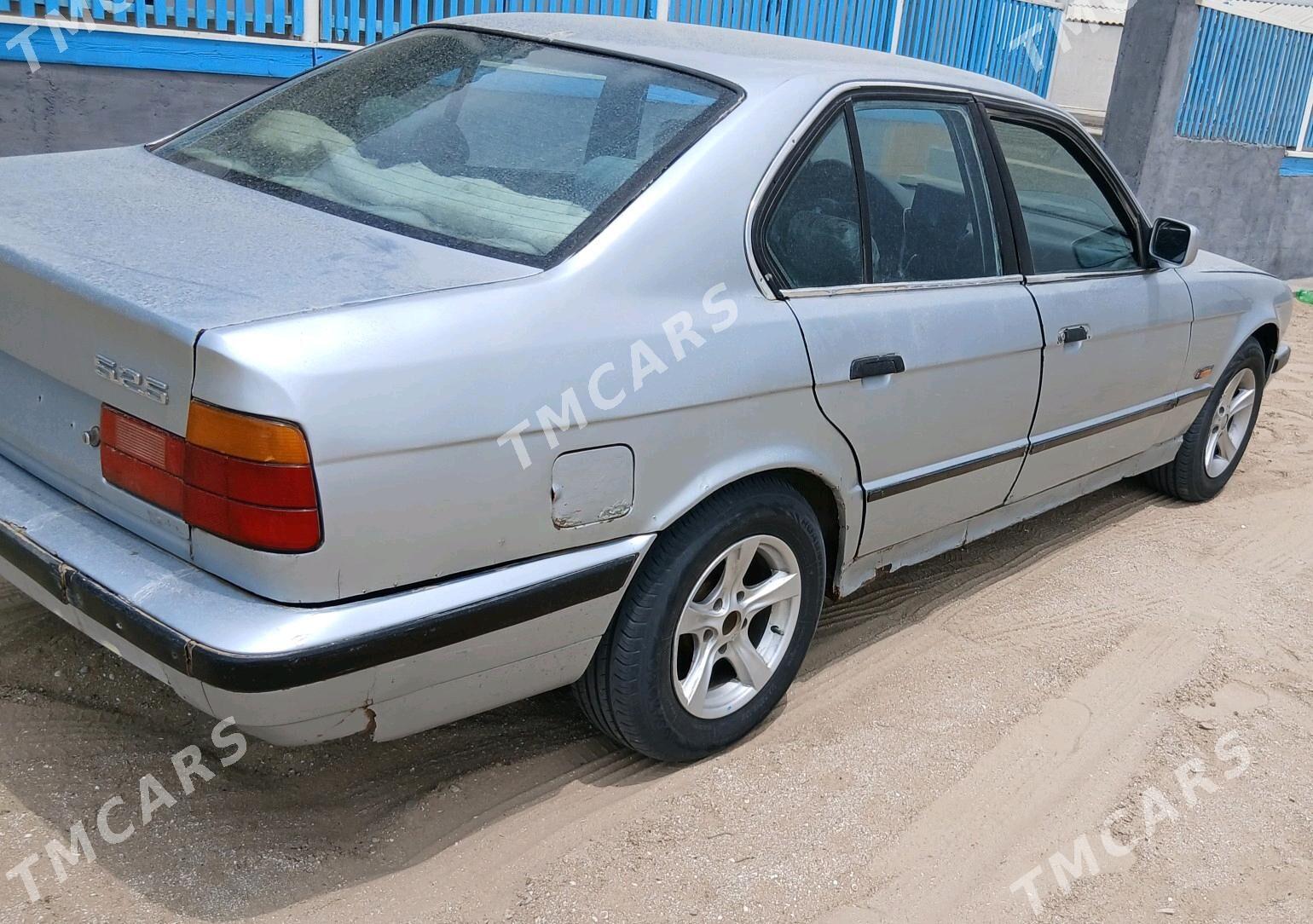 BMW 525 1992 - 28 000 TMT - Эсенгулы - img 4
