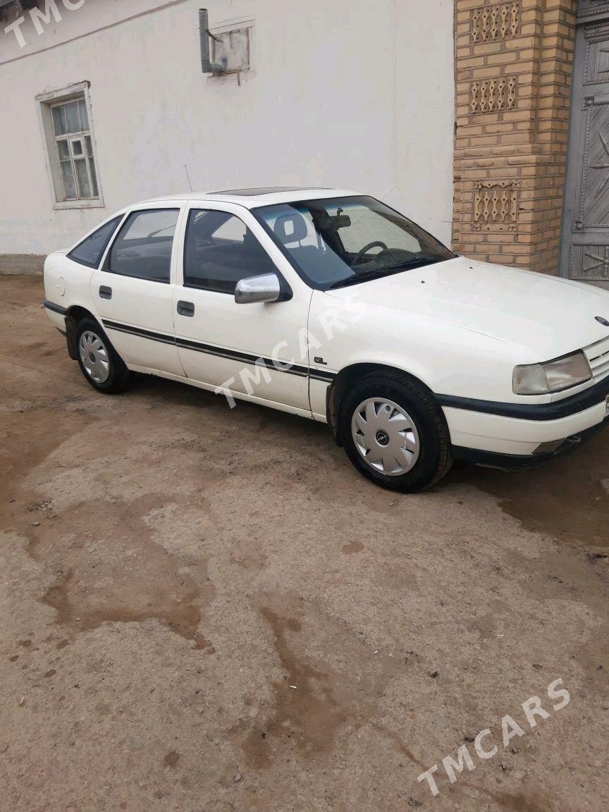 Opel Vectra 1991 - 28 000 TMT - Губадаг - img 4