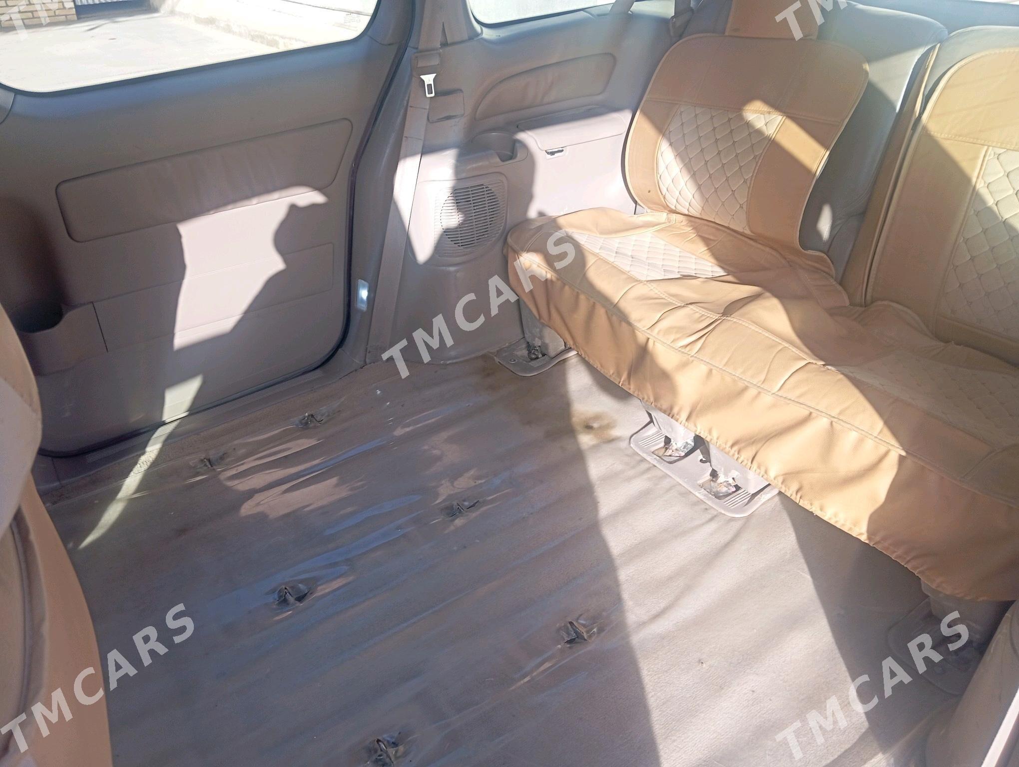 Toyota Sienna 2000 - 140 000 TMT - Мары - img 4