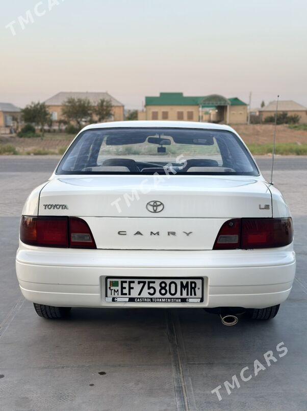 Toyota Camry 1996 - 99 000 TMT - Байрамали - img 4
