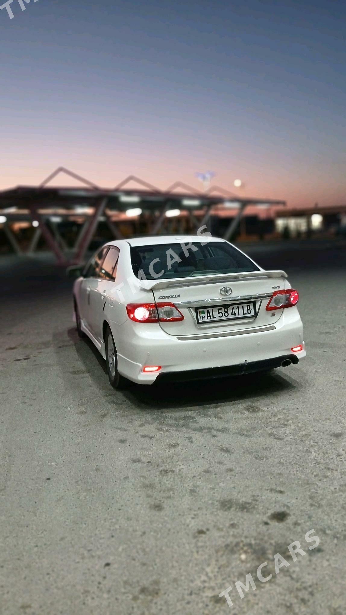 Toyota Corolla 2012 - 150 000 TMT - Туркменабат - img 4