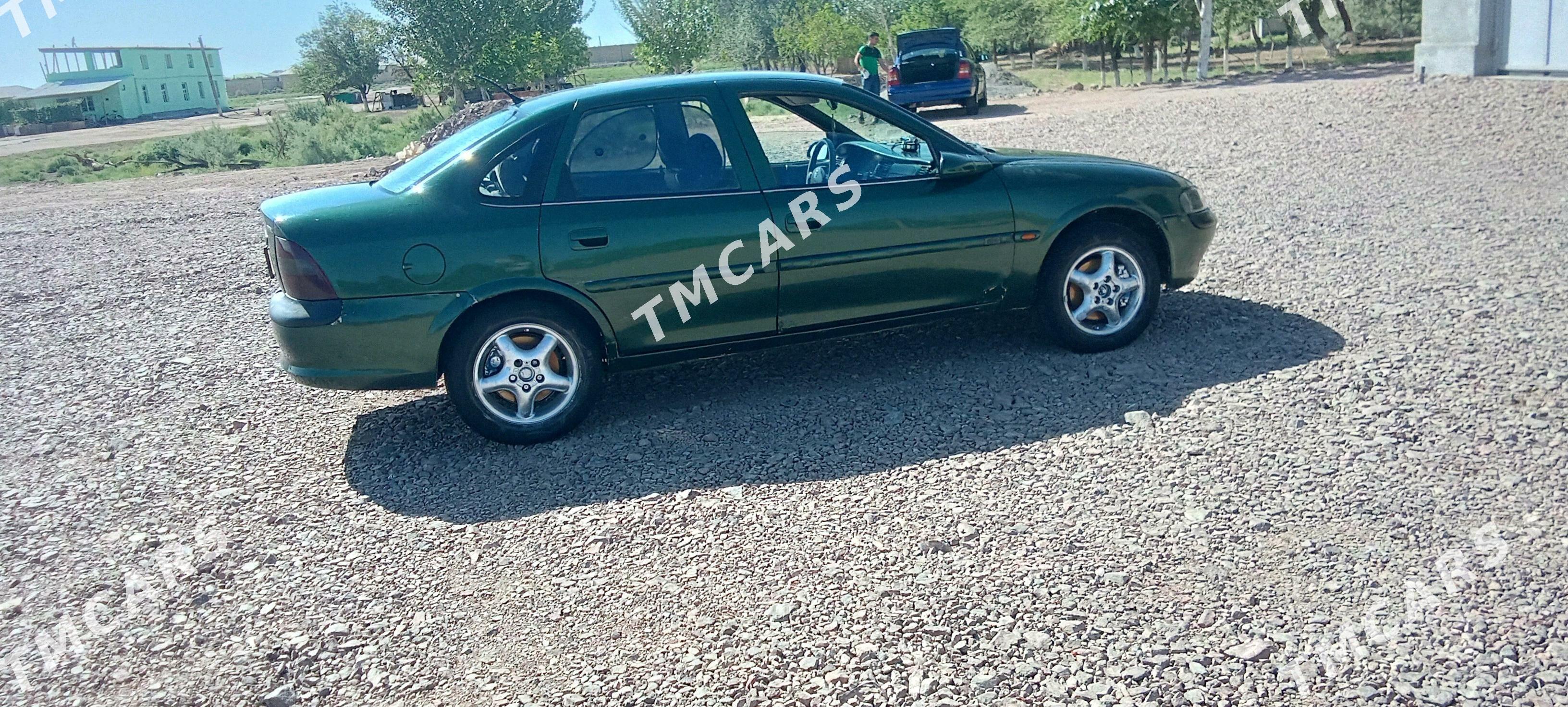 Opel Vectra 1997 - 37 000 TMT - Губадаг - img 2