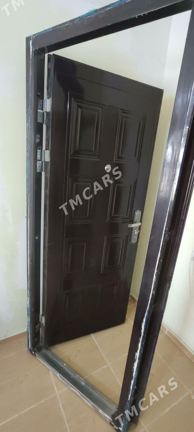 Satlyk daşky gapy - Parahat 7 - img 2