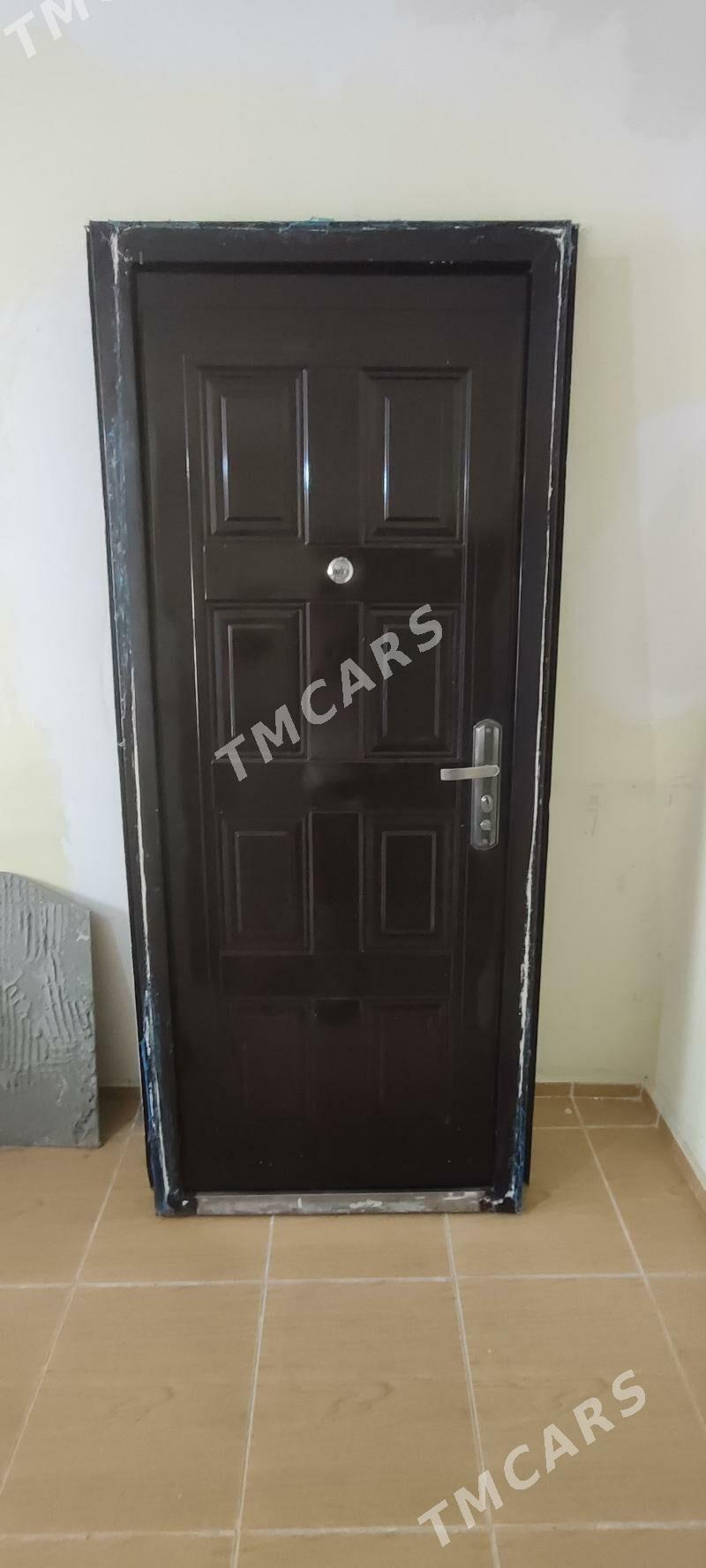 Satlyk daşky gapy - Parahat 7 - img 3