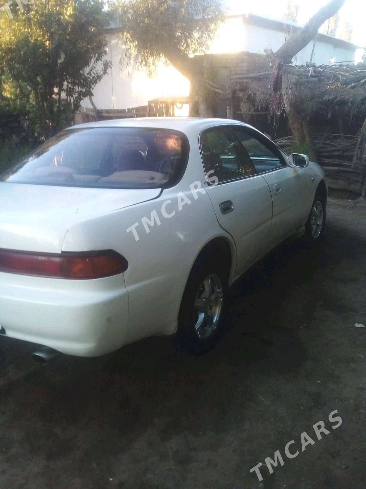Toyota Carina 1998 - 45 000 TMT - Gubadag - img 3