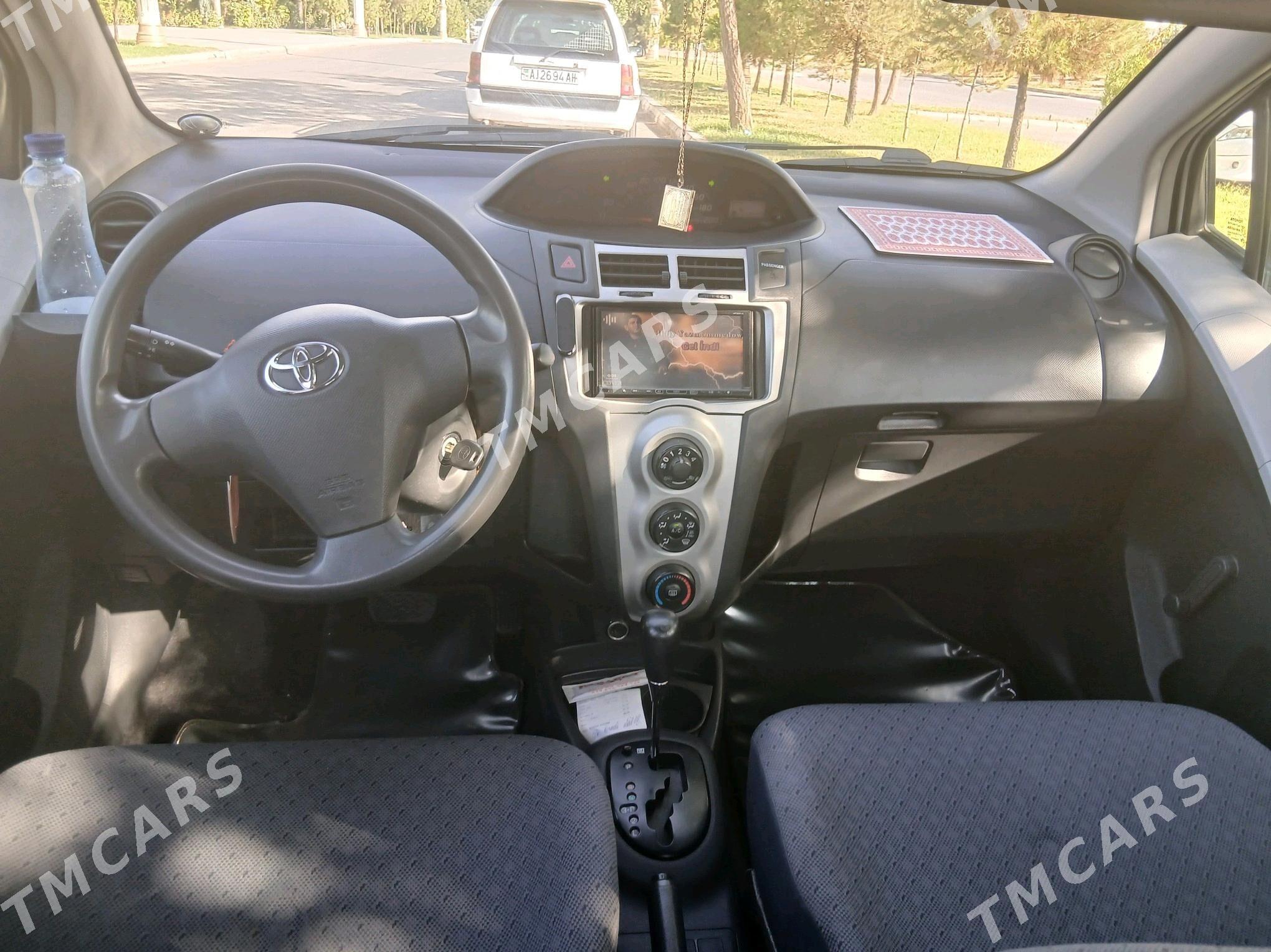 Toyota Yaris 2009 - 125 000 TMT - Parahat 8 - img 3