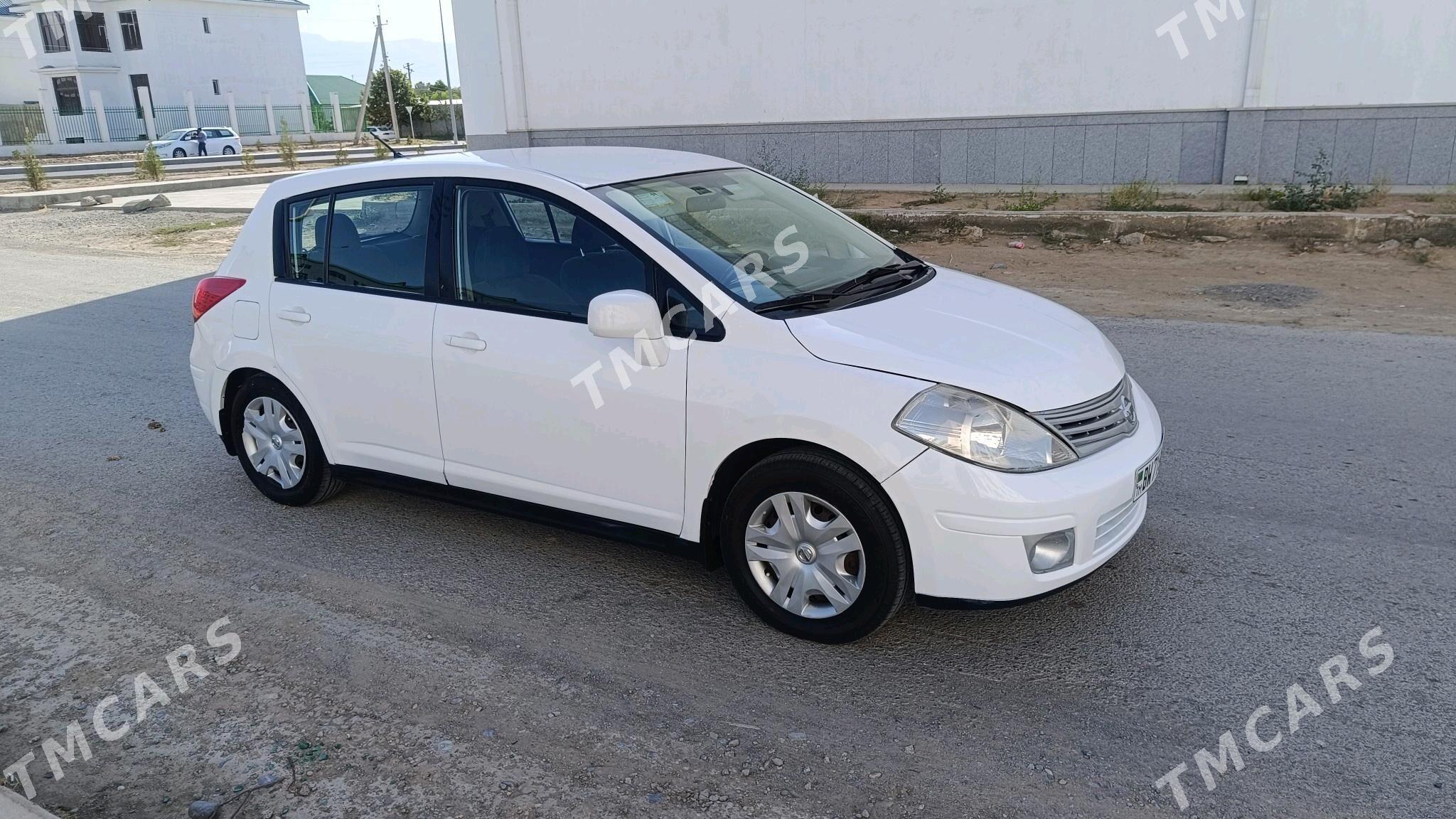Nissan Versa 2012 - 118 000 TMT - Ак-Бугдайский этрап - img 5
