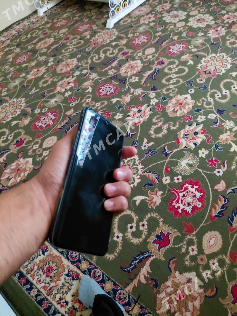infinix hot 30i - Büzmeýin - img 2