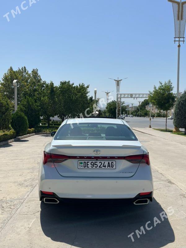 Toyota Avalon 2020 - 675 000 TMT - 11 мкр - img 2