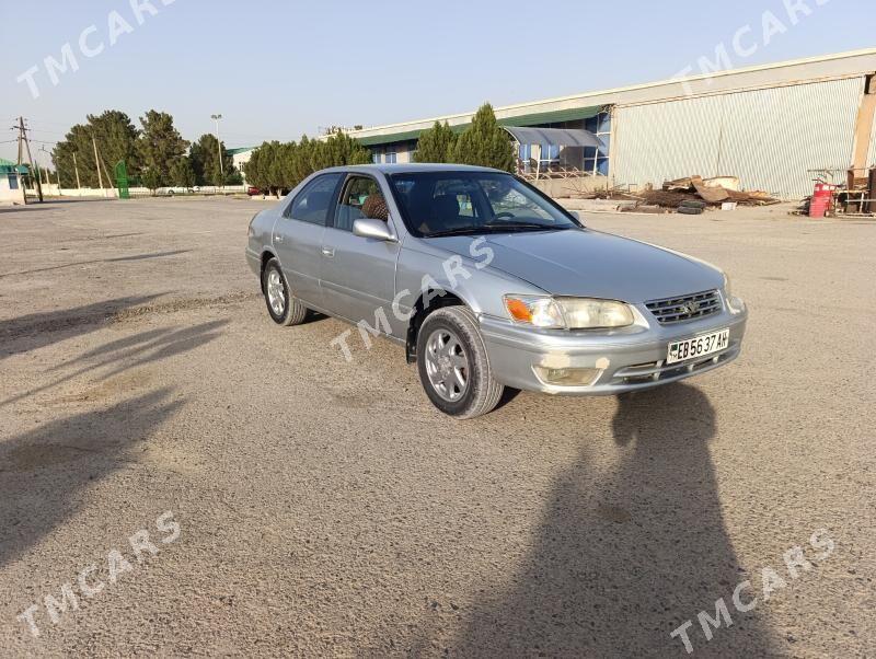 Toyota Camry 2001 - 110 000 TMT - Теджен - img 2