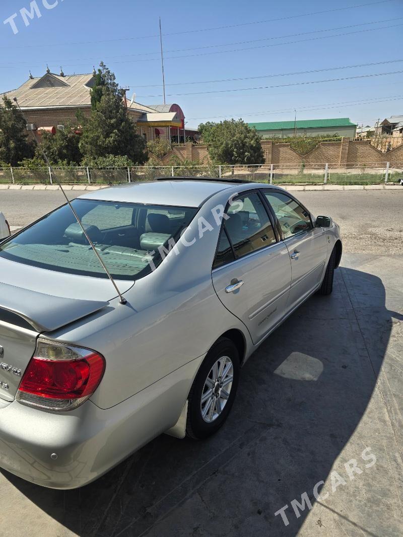 Toyota Camry 2003 - 187 000 TMT - Sarahs - img 4