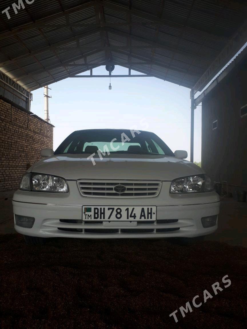 Toyota Camry 1998 - 125 000 TMT - Теджен - img 6