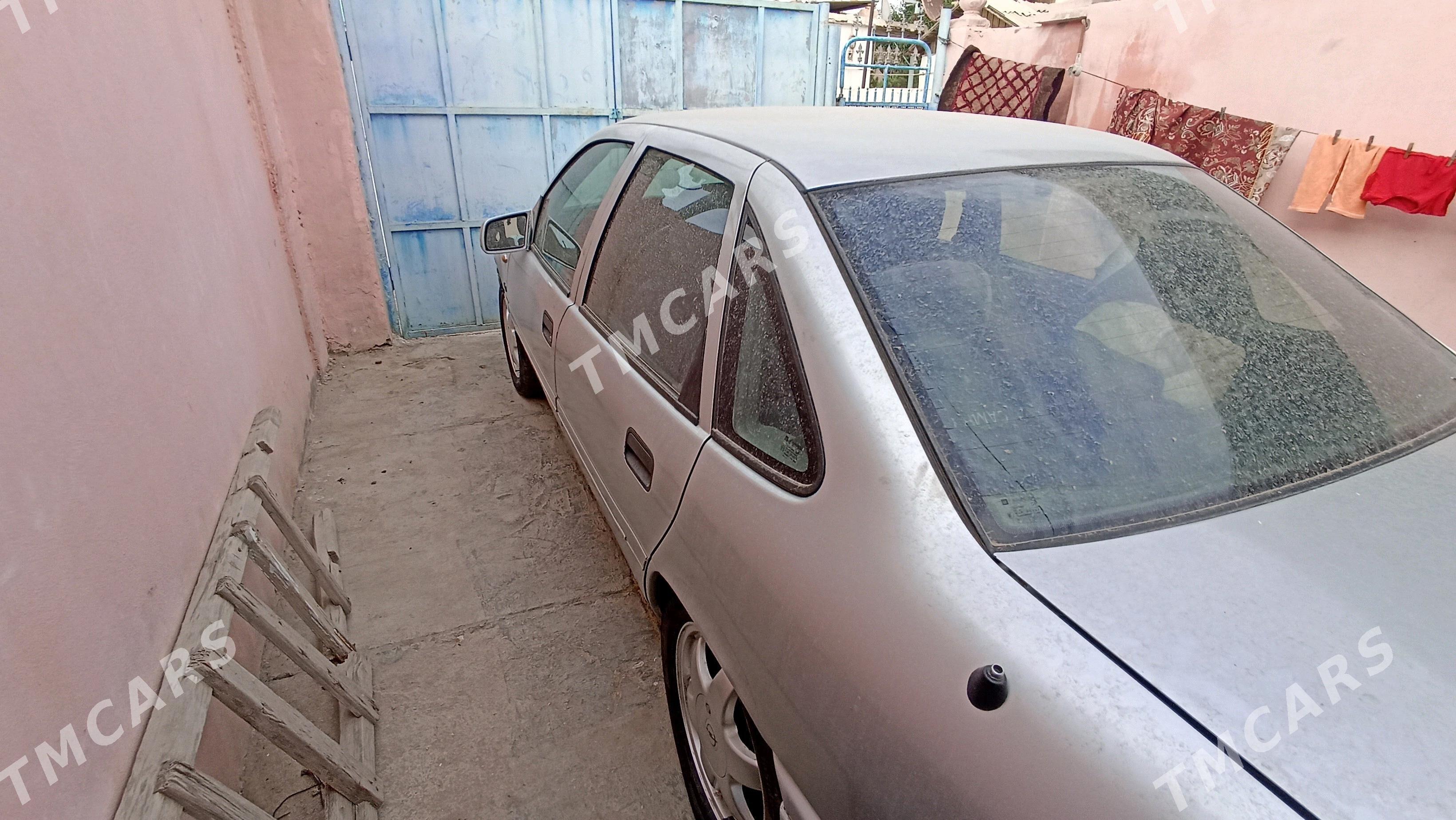 Opel Vectra 1995 - 32 000 TMT - Балканабат - img 3