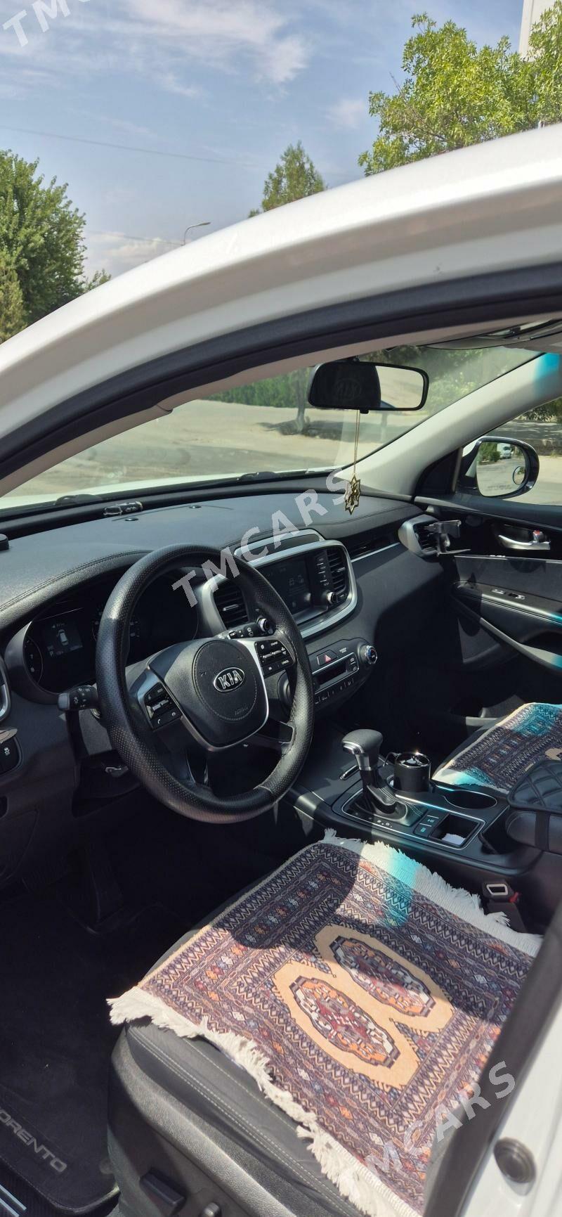 Kia Sorento 2019 - 290 000 TMT - Aşgabat - img 6