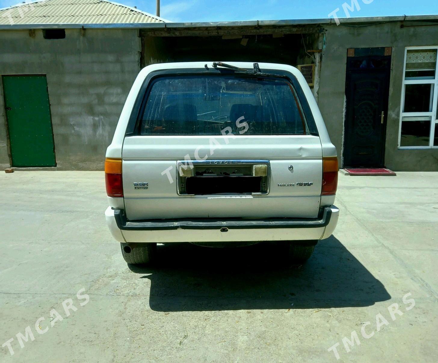 Toyota Hilux 1991 - 50 000 TMT - Bäherden - img 4
