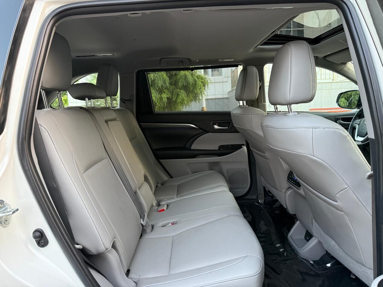 Toyota Highlander 2019 - 525 000 TMT - Ашхабад - img 10