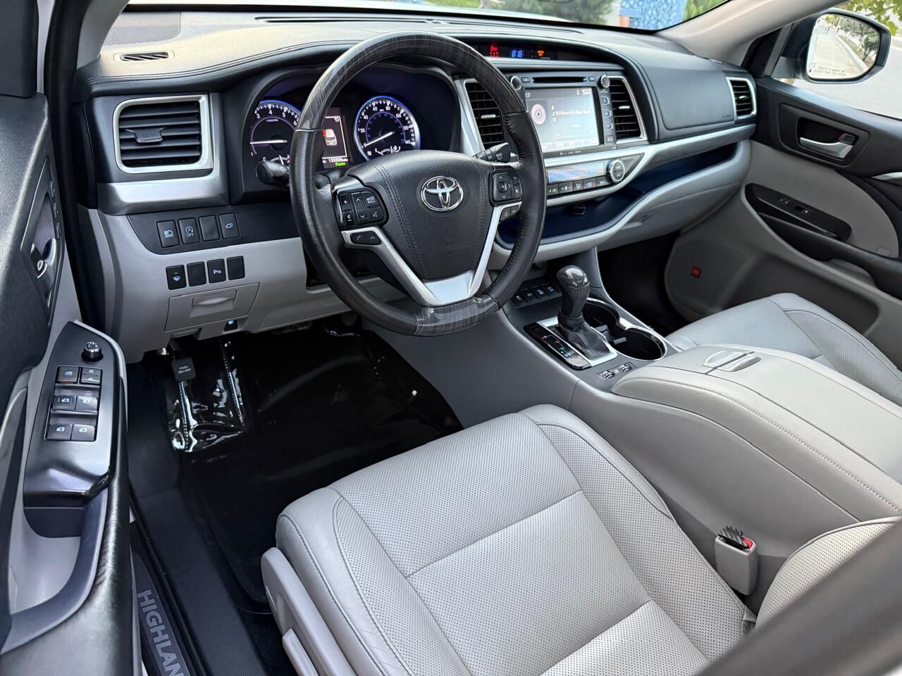 Toyota Highlander 2019 - 525 000 TMT - Ашхабад - img 7