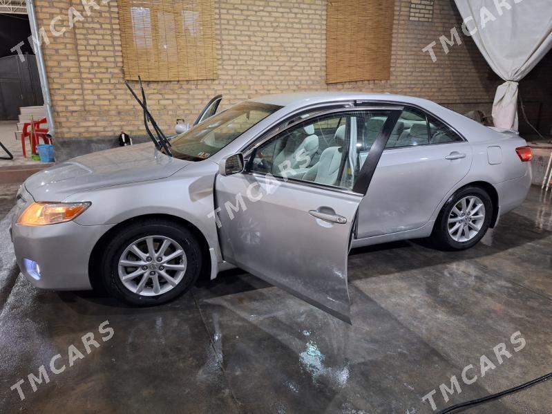 Toyota Camry 2010 - 186 000 TMT - Mary - img 3