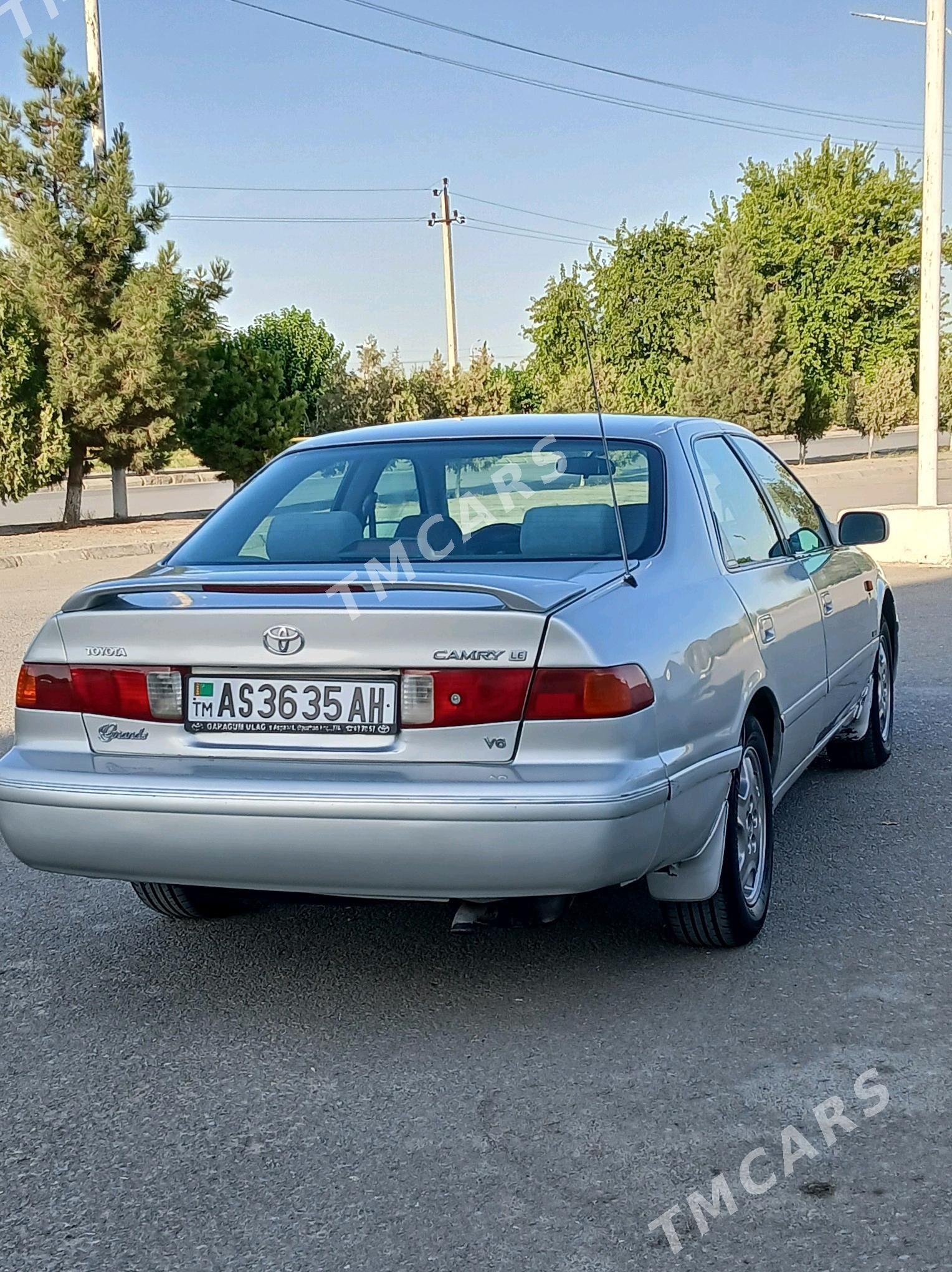 Toyota Camry 1999 - 118 000 TMT - Bäherden - img 4