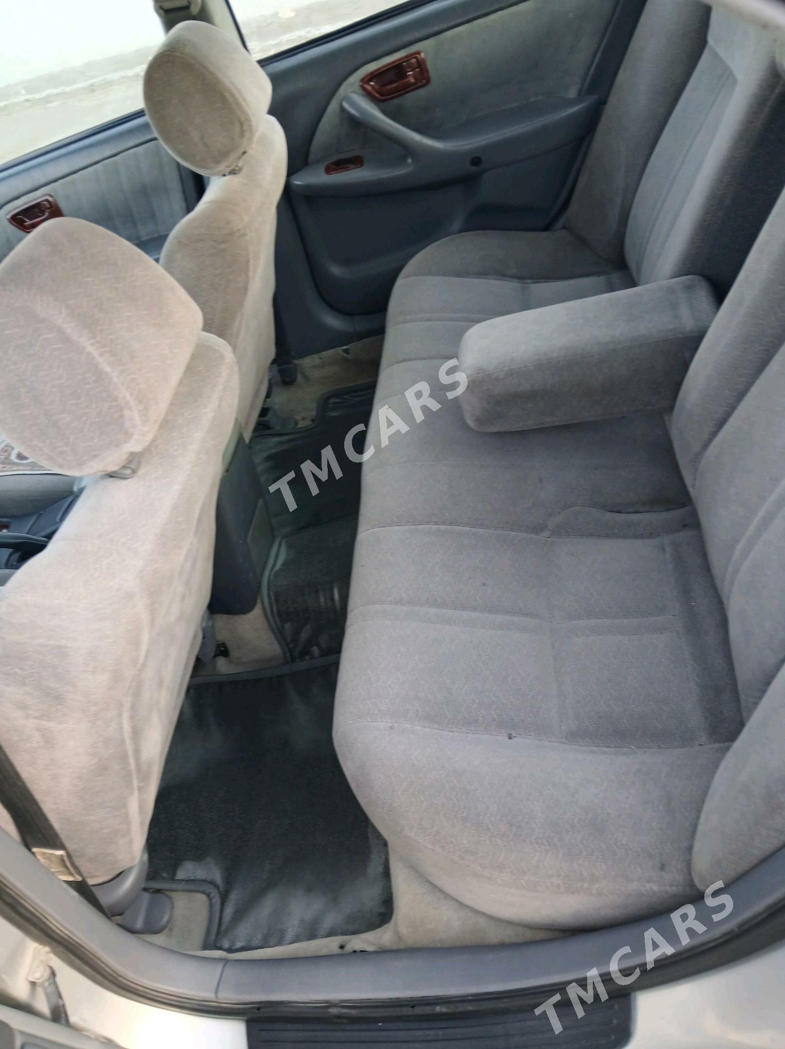 Toyota Camry 1999 - 118 000 TMT - Bäherden - img 2