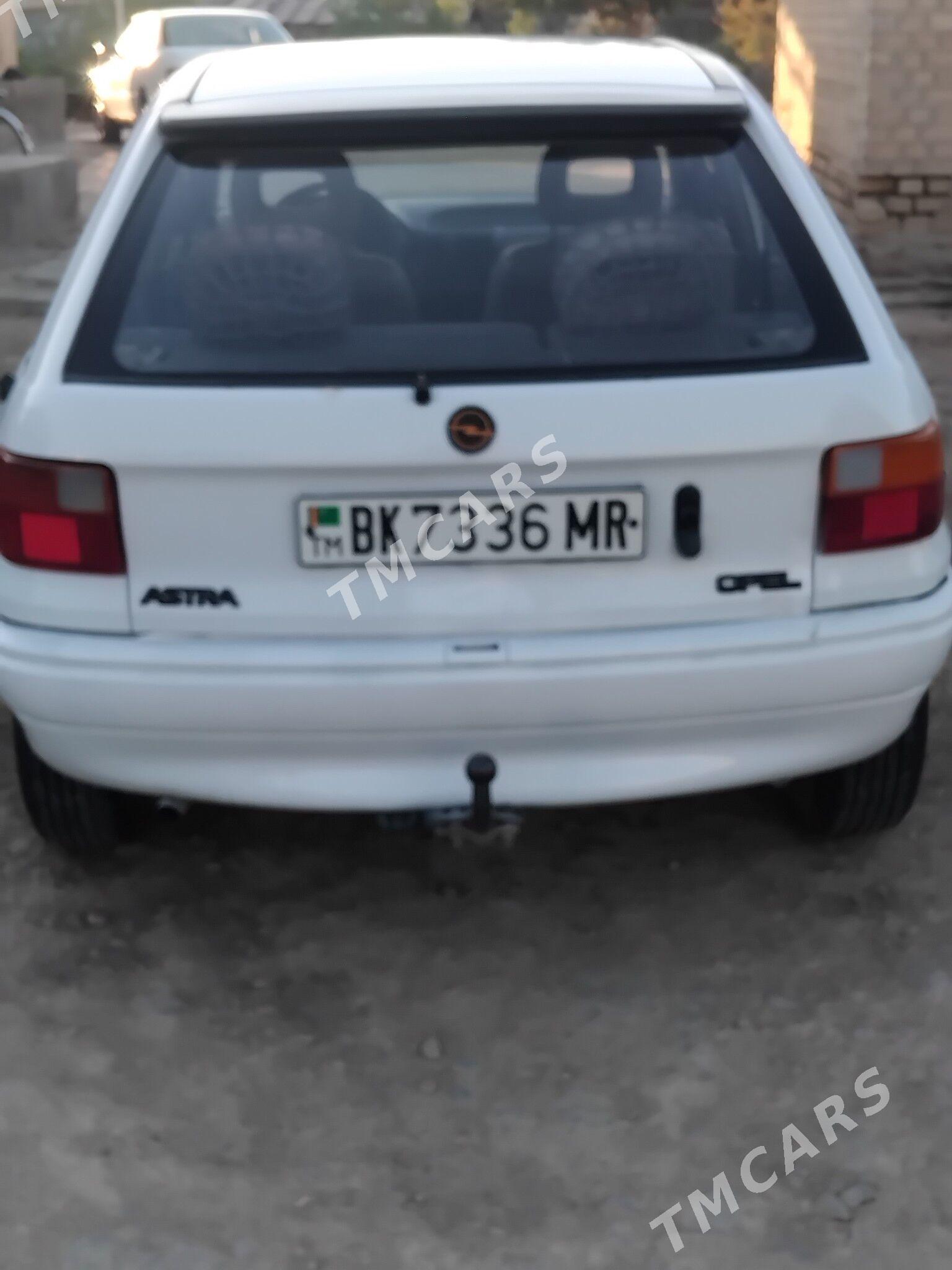 Opel Astra 1993 - 32 000 TMT - Mary - img 4