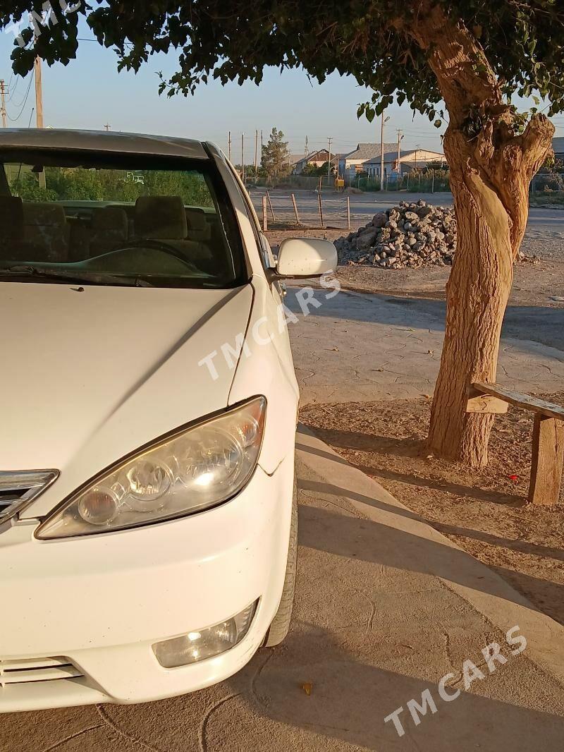 Toyota Camry 2002 - 110 000 TMT - Теджен - img 5