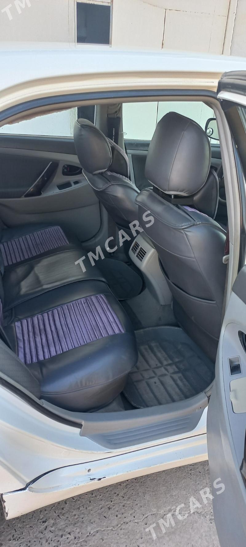 Toyota Camry 2010 - 115 000 TMT - Сакар - img 4