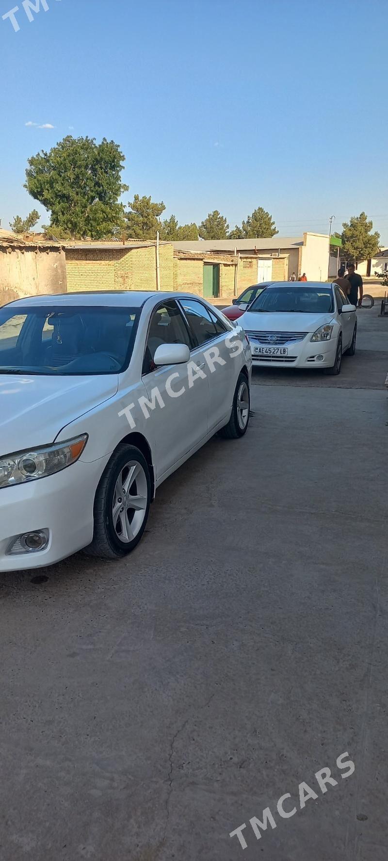 Toyota Camry 2010 - 115 000 TMT - Сакар - img 6
