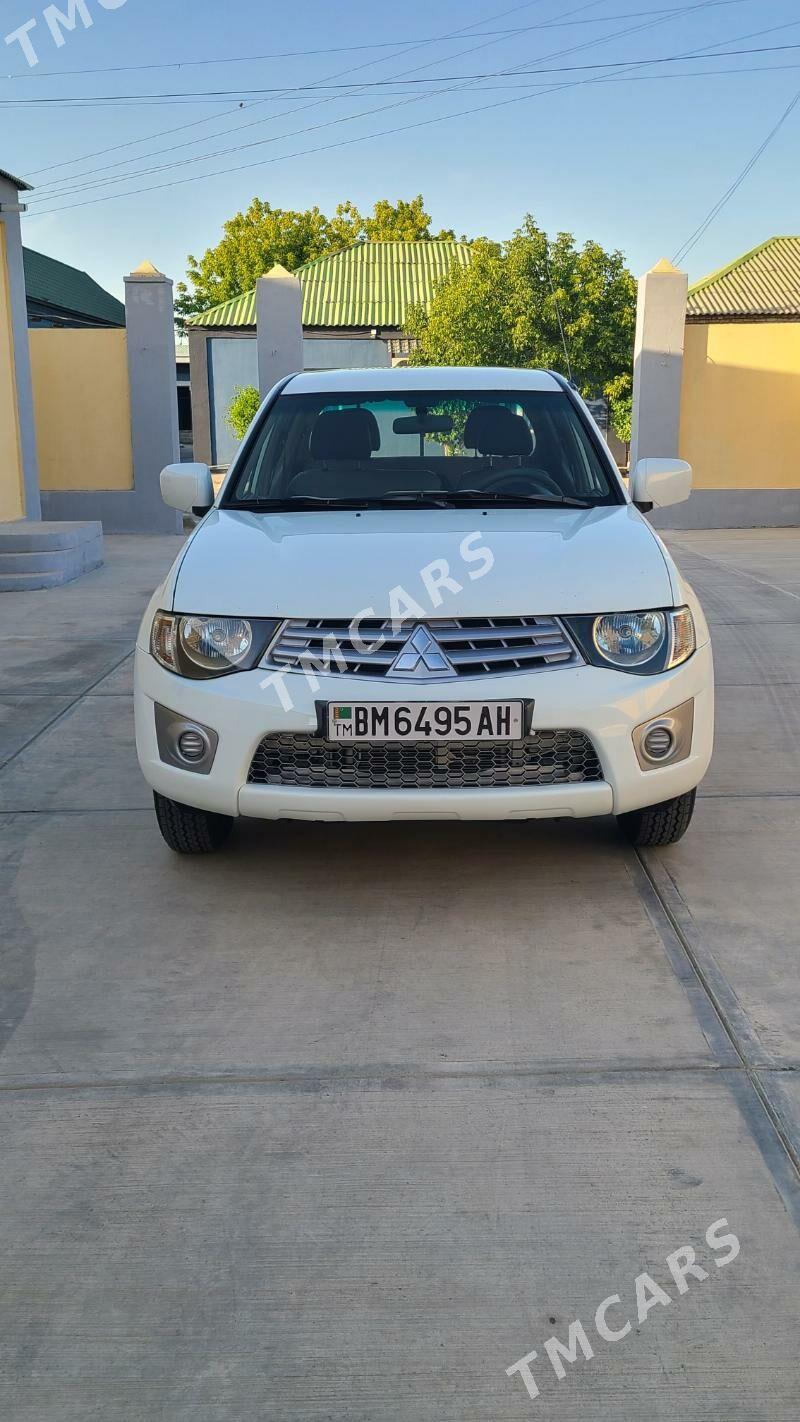 Mitsubishi L200 2013 - 150 000 TMT - Aşgabat - img 4