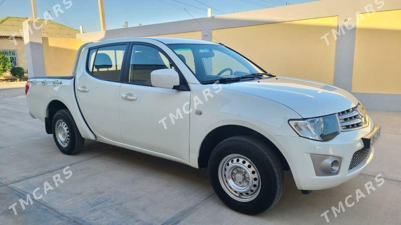 Mitsubishi L200 2013 - 150 000 TMT - Aşgabat - img 10