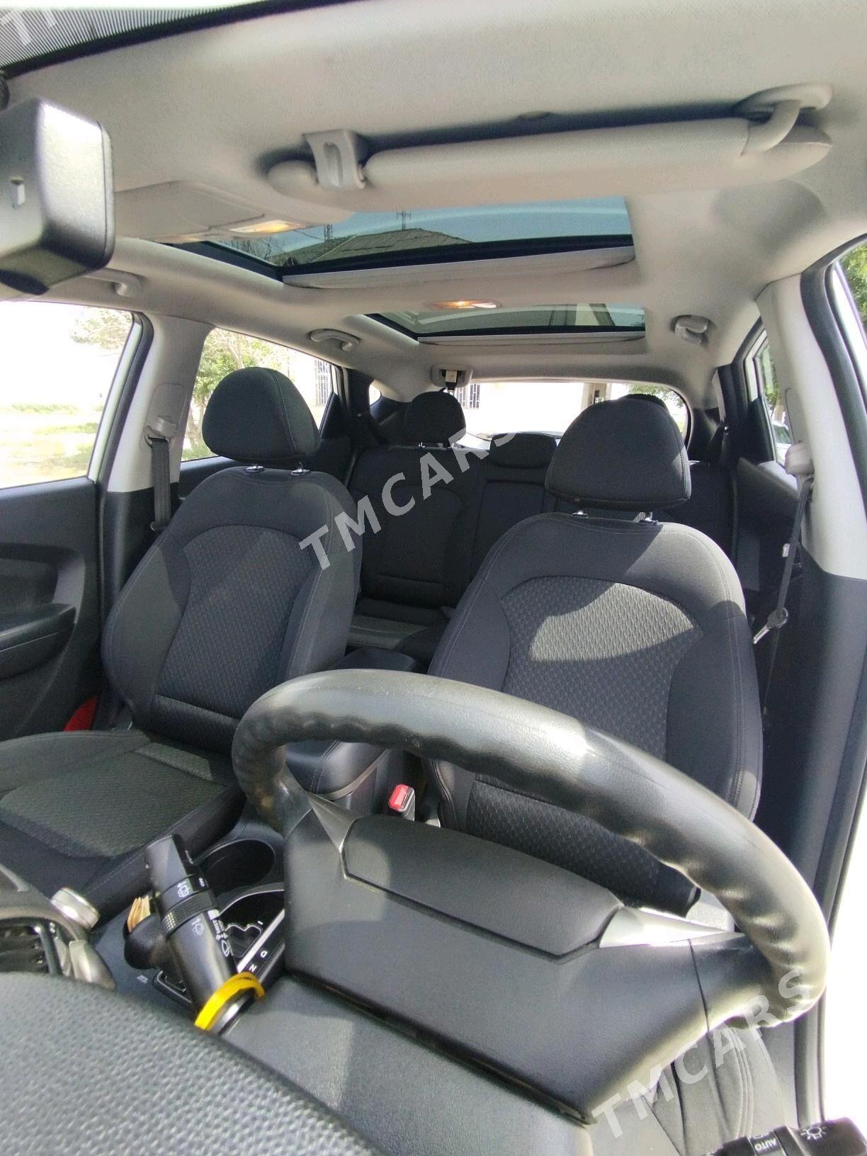 Hyundai Tucson 2010 - 180 000 TMT - Багир - img 3