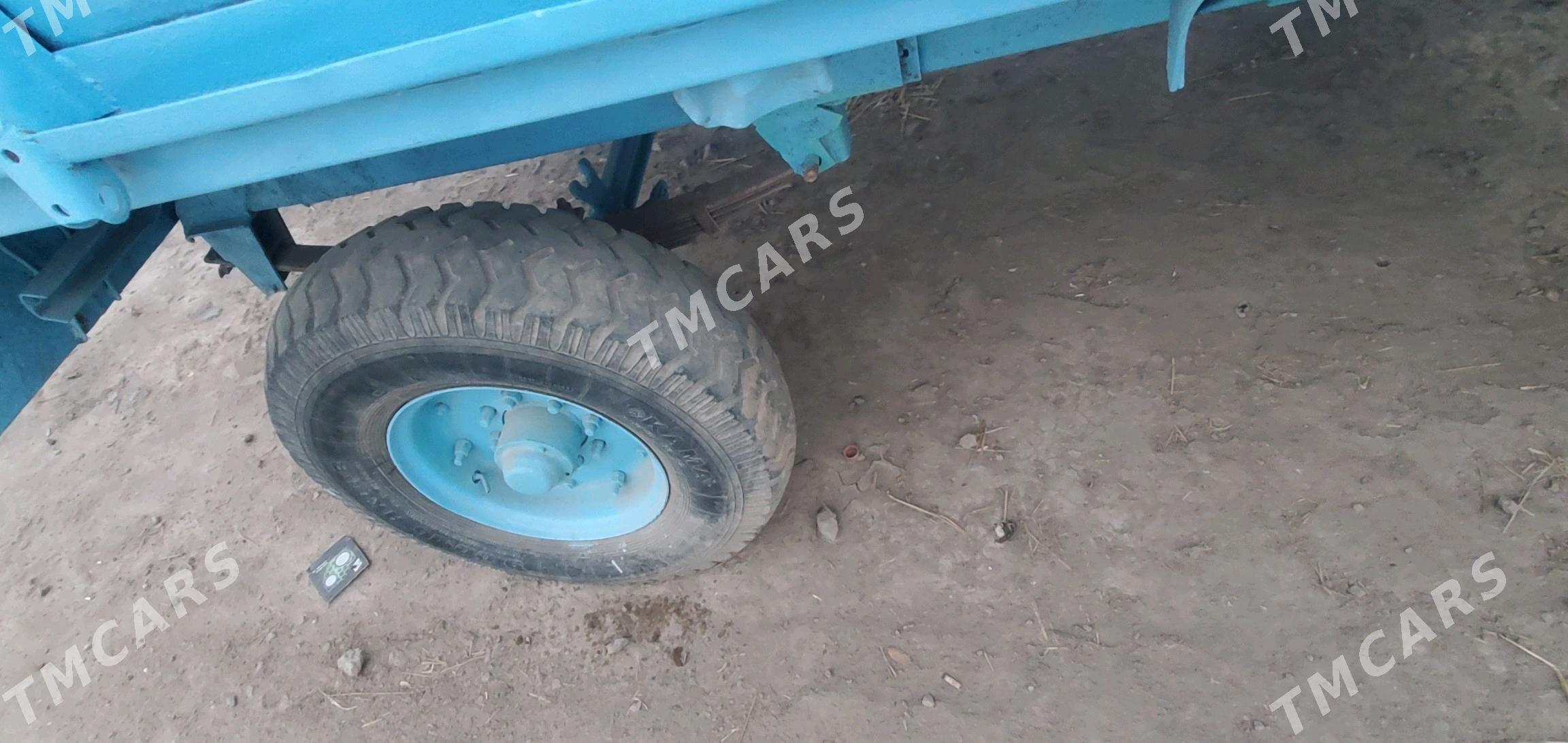 MTZ T-28 1981 - 18 000 TMT - Şabat etr. - img 4