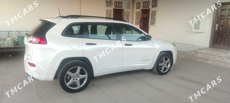 Jeep Cherokee 2017 - 200 000 TMT - Şatlyk - img 5
