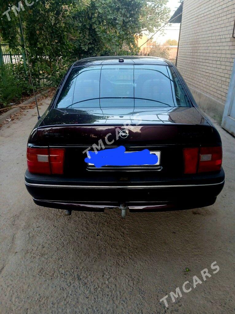 Opel Vectra 1993 - 50 000 TMT - Саят - img 5