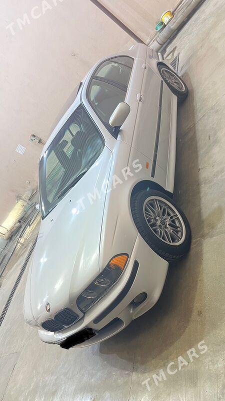 BMW 5 Series 2000 - 130 000 TMT - Mary - img 3