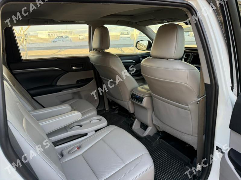 Toyota Highlander 2019 - 551 000 TMT - Ашхабад - img 9