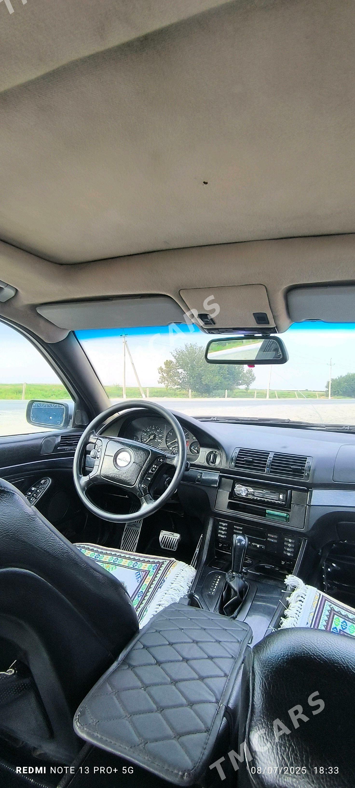 BMW 528 1997 - 93 000 TMT - Бахарден - img 4