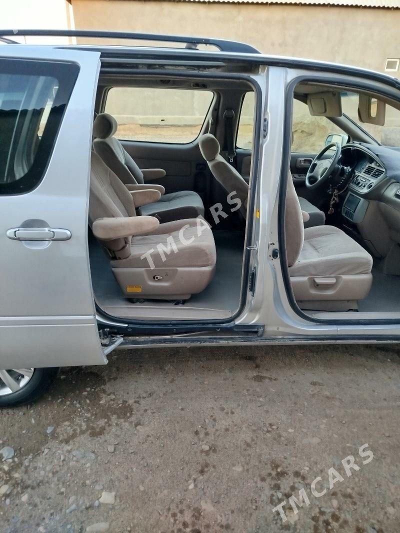 Toyota Sienna 2002 - 155 000 TMT - Теджен - img 2