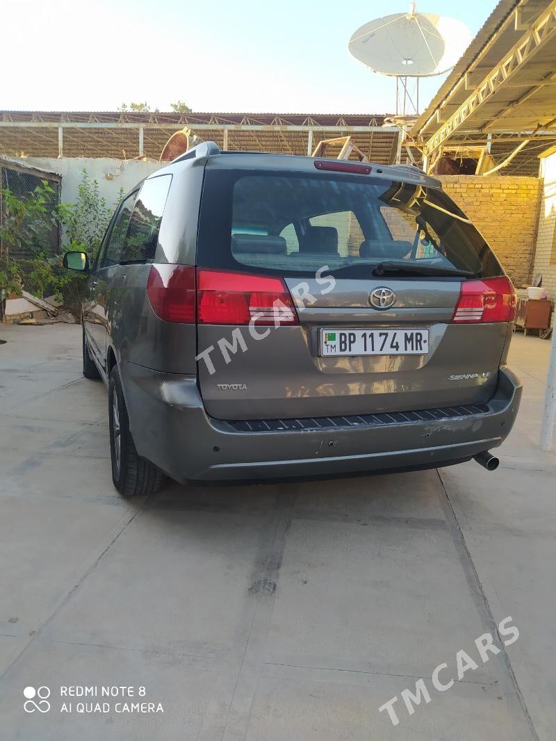 Toyota Sienna 2005 - 205 000 TMT - Мары - img 3